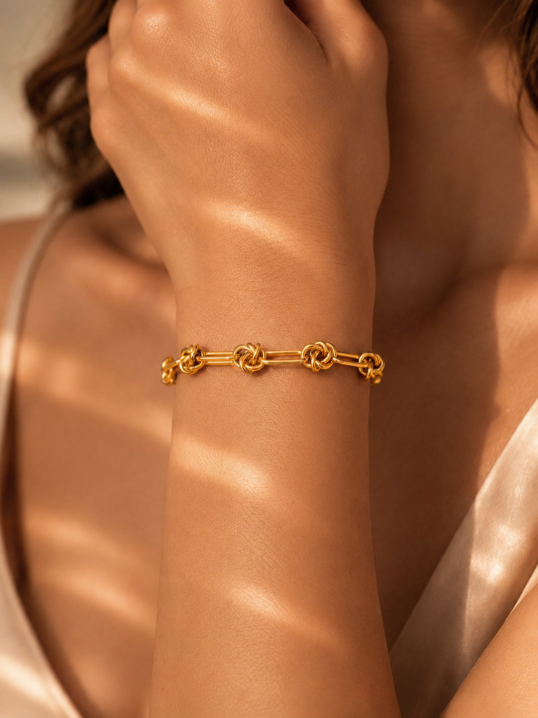 Demifine 18K Gold Plated Stainless steel Knot Link Chain Bracelet