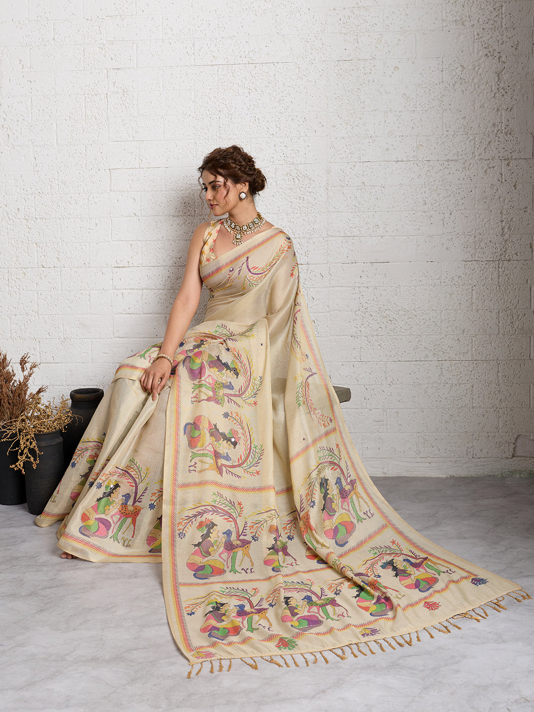 Dwija Fashion Women'S Party Wear Digital Printed And Embroidered Linen Designer Saree With Unstitched Blouse-Beige