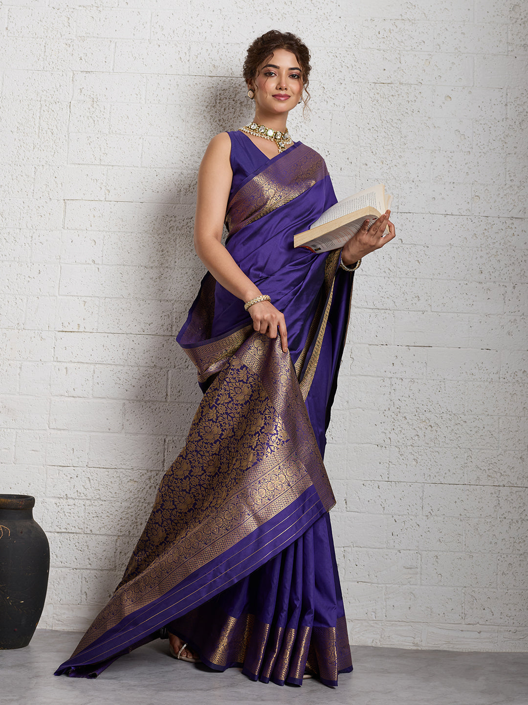Dwija Fashion Women'S Party Wear Zari Weaving Silk Designer Saree With The Unstitched Blouse-Royal Blue