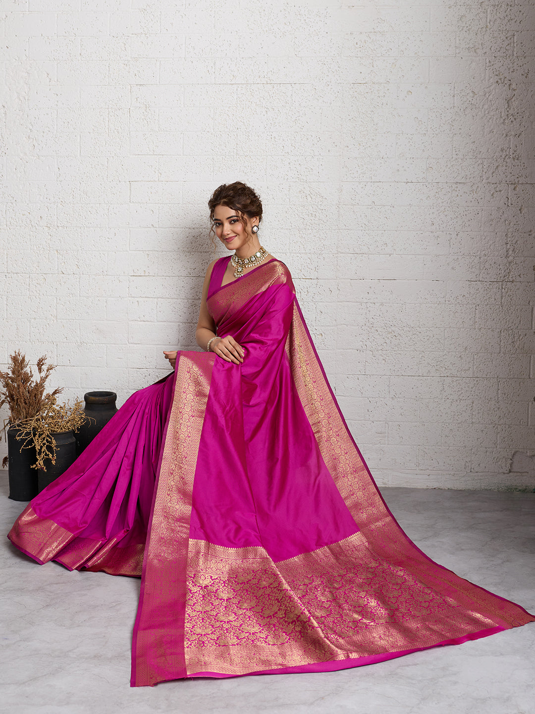 Dwija Fashion Women'S Party Wear Zari Weaving Silk Designer Saree With The Unstitched Blouse-Pink
