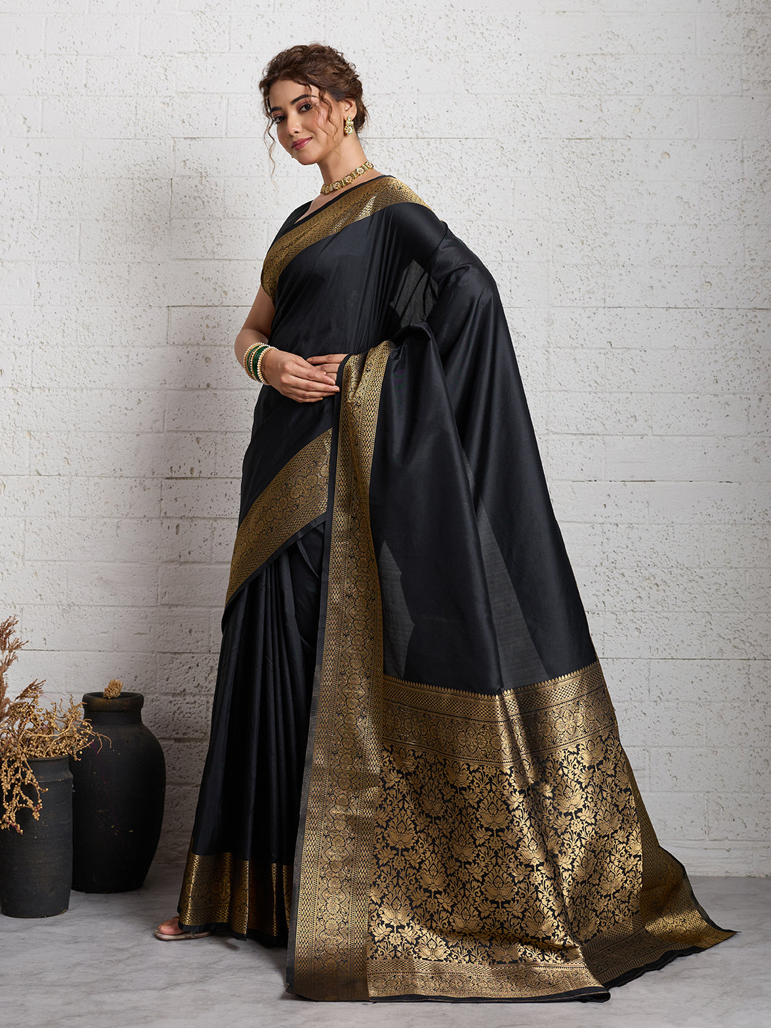 Dwija Fashion Women'S Party Wear Zari Weaving Silk Designer Saree With The Unstitched Blouse-Black