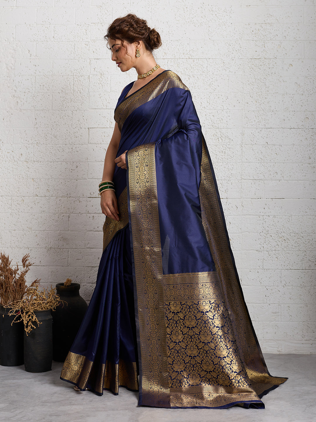 Dwija Fashion Women'S Party Wear Zari Weaving Silk Designer Saree With The Unstitched Blouse-Navy Blue