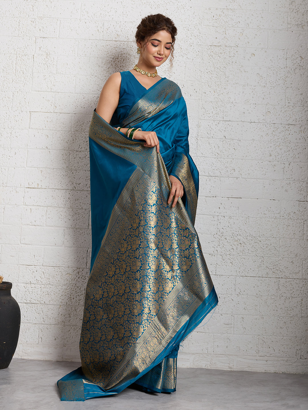 Dwija Fashion Women'S Party Wear Zari Weaving Silk Designer Saree With The Unstitched Blouse-Sky Blue