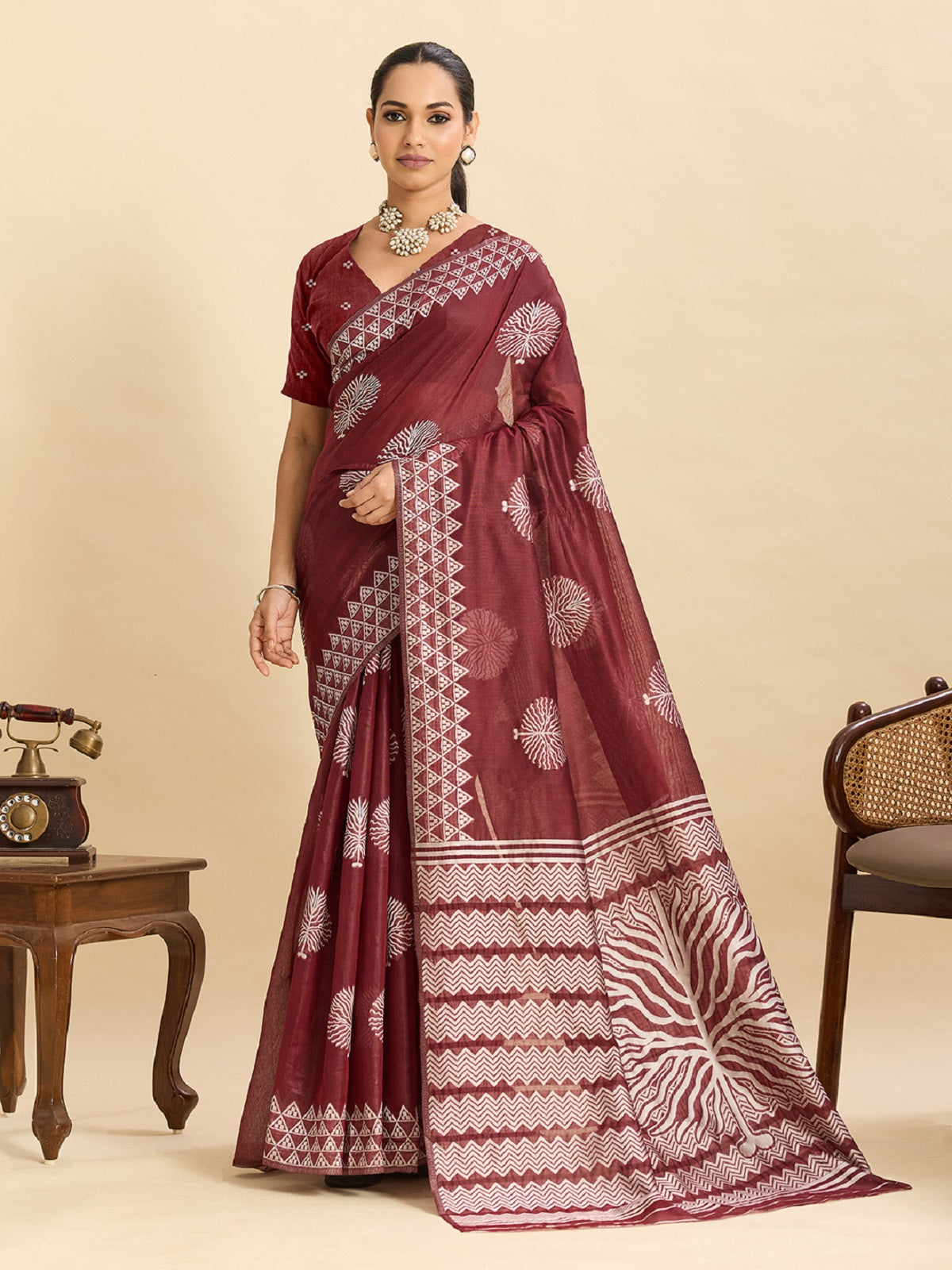 Dwija Fashion Maroon Casual Wear Soft Silk Bas Weaving Saree With Unstitched Blouse