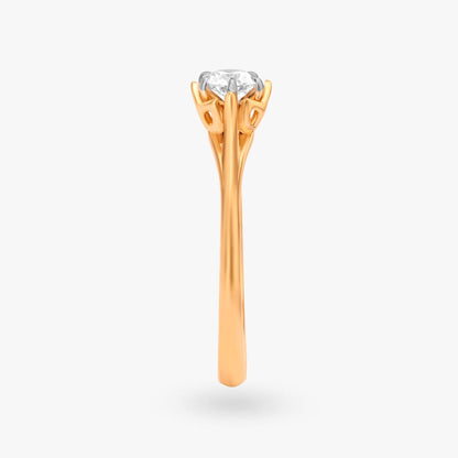Classic Charming Solitaire Finger Ring in 18K Yellow and White Gold, 0.7 ct