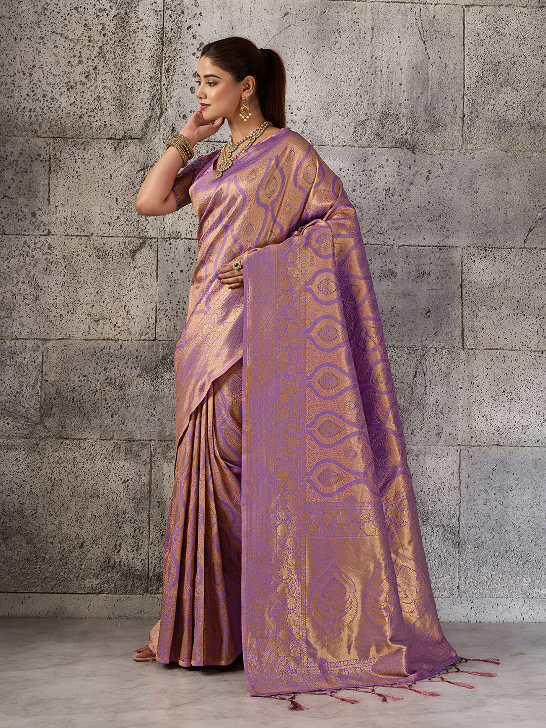 Shree Shyam Fashion Light Purple Kanjivaram Silk Blend Fancy Saree