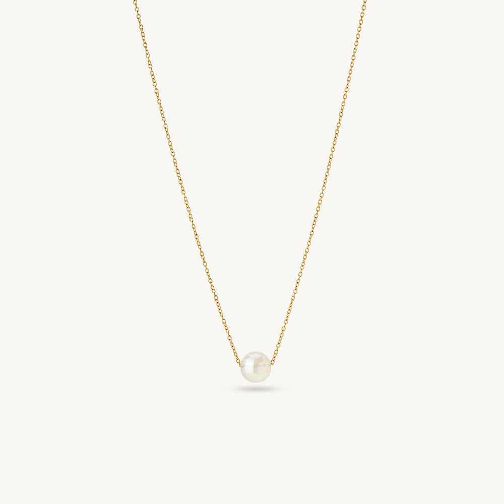 Lustre Minimal Pearl Necklace
