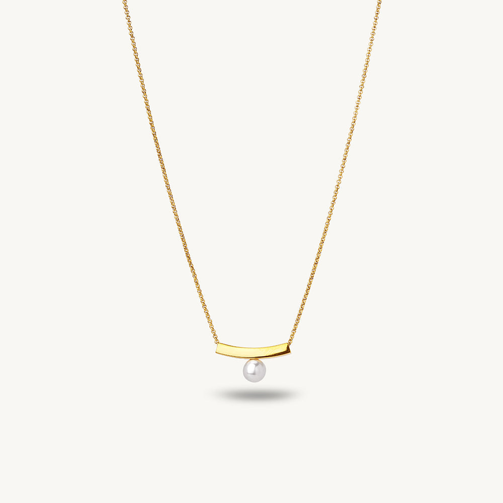 Elegant Pearl Drop Necklace
