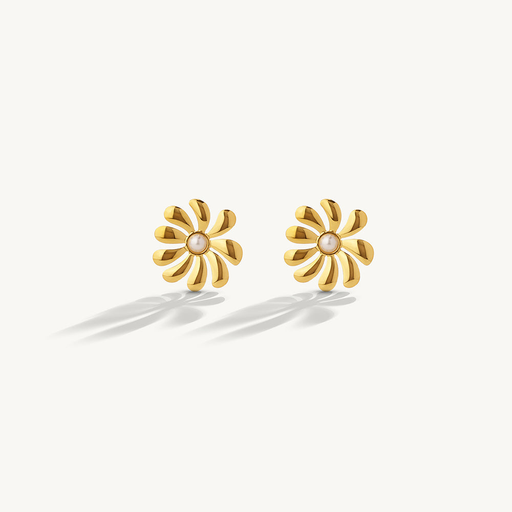 Classic Pearl Flower Earrings