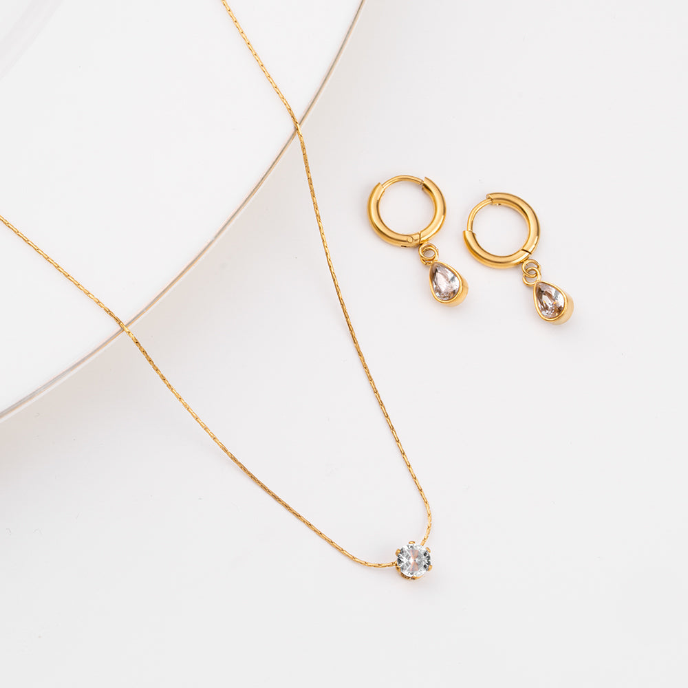 Delicate Spark Solitaire Set