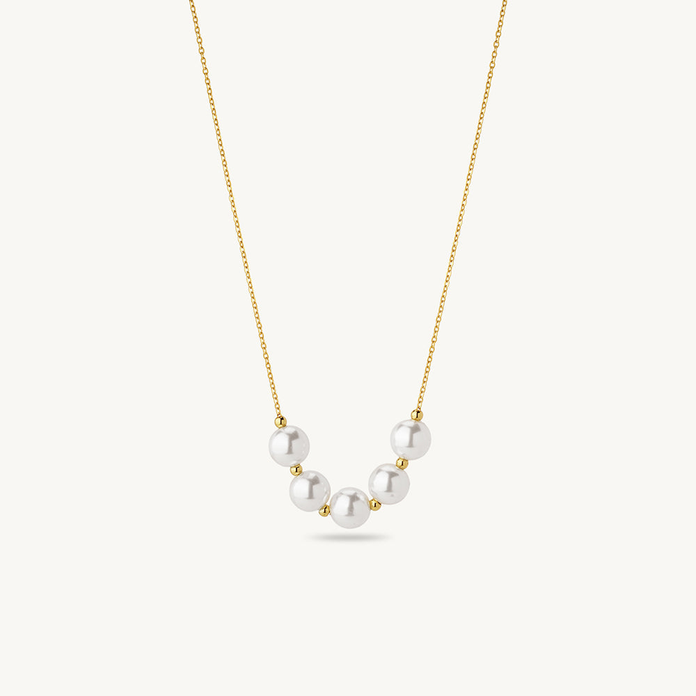 Elegant Pearl Cluster Necklace
