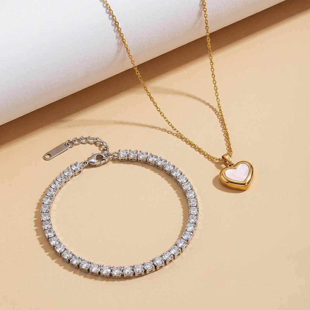 Whispering Hearts Set