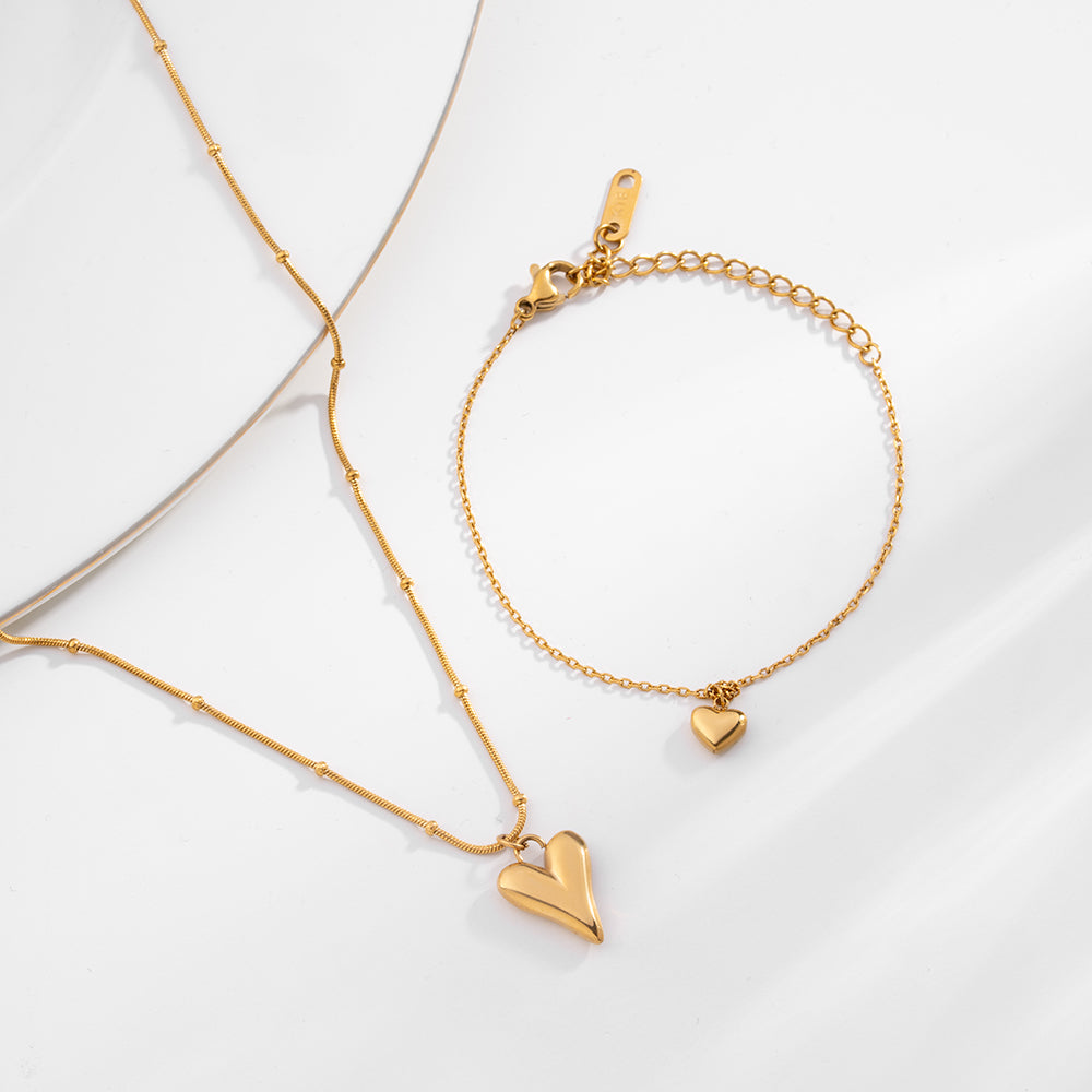 Sweet Double Heart Embrace Set