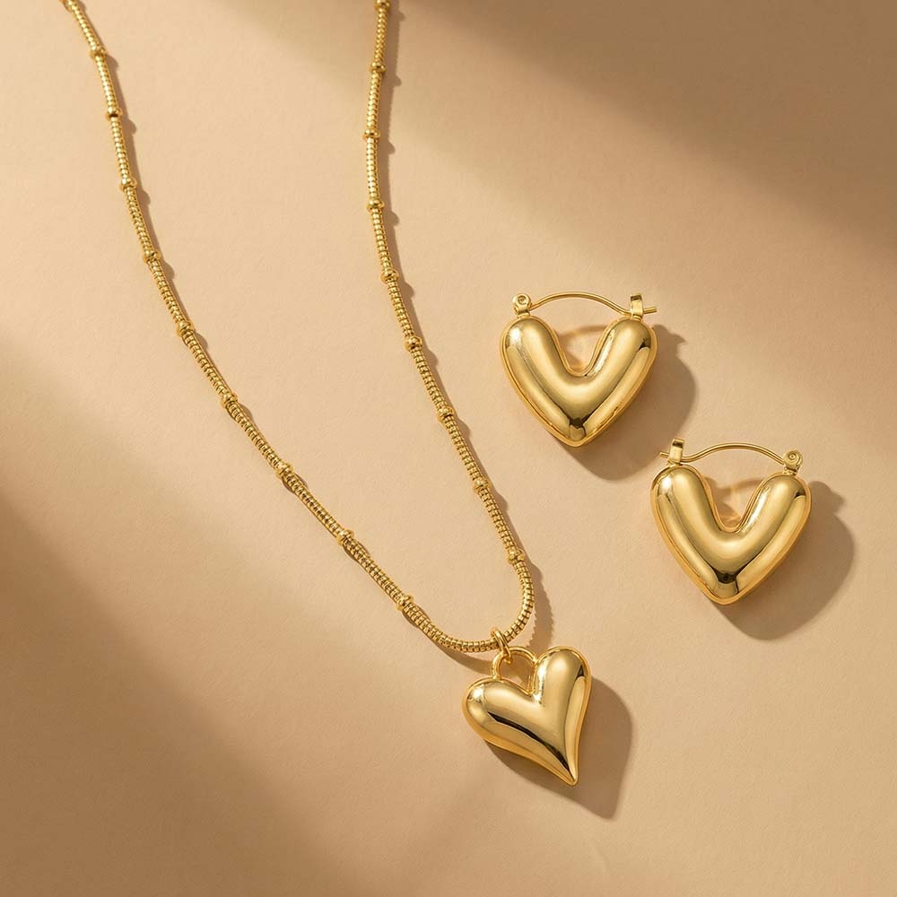 Lustre Heart Detail Jewellery Set