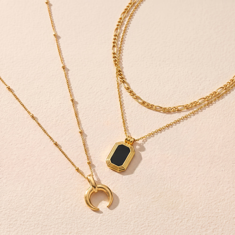 Tiny Horn Onyx Set