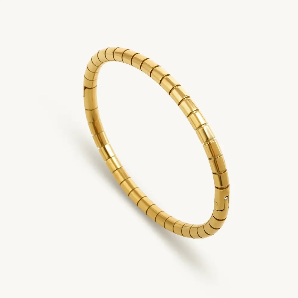 Sleek Golden Round Bangle Bracelet