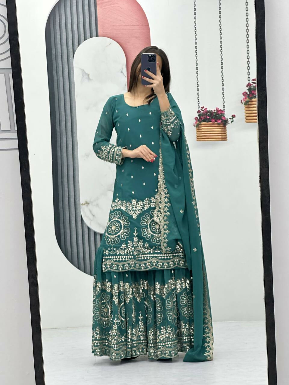 Teeya Creation Womens New Heavy Fox Georgette Fabric With Heavy Embroidery Work Light-Green Kurta Set