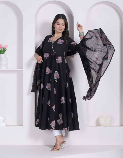 Miravan Black Printed Cotton Anarkali Kurta & Dupatta For Women