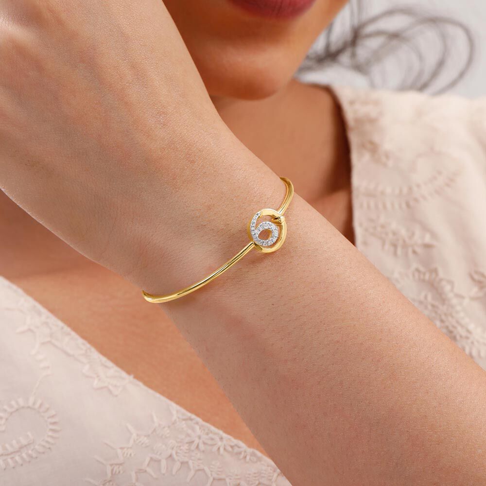 Chic Loop Diamond Bangle in 14K Yellow Gold, 0.189 ct