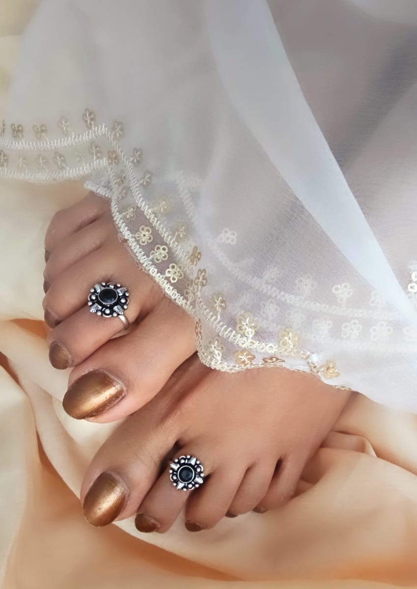 Silver Black Toe Ring