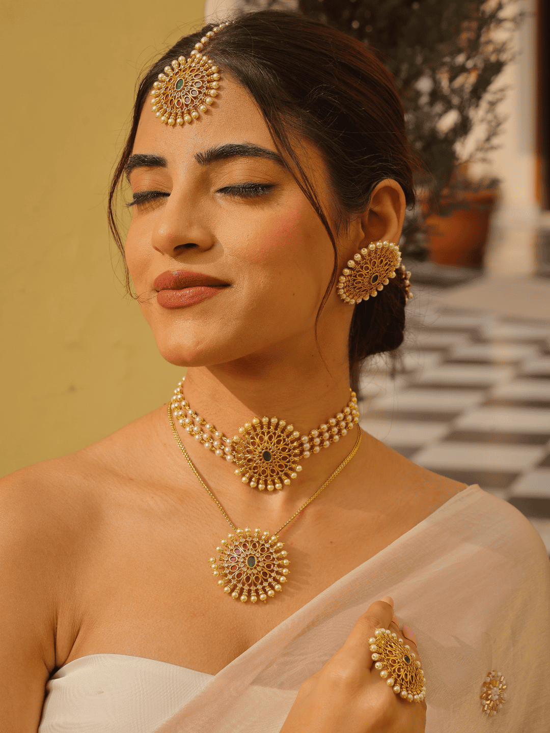 Diva Delight Mangtika + Choker & Necklace Set