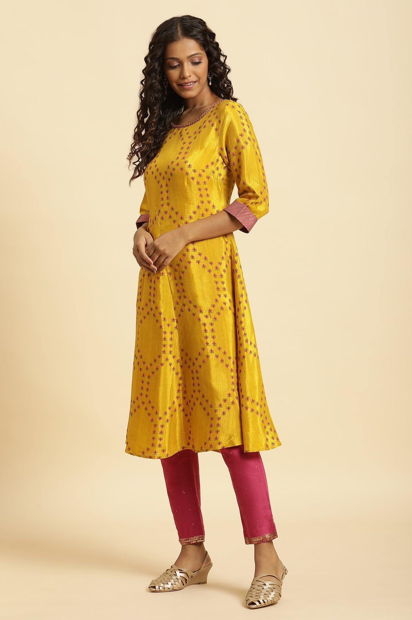 W for Woman Yellow Geometric Printed Shantung Flared Kurta and Pants Set