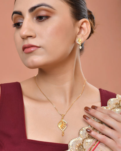 VOJ Gold Plated Simple Chain With Pendant And Earrings Set