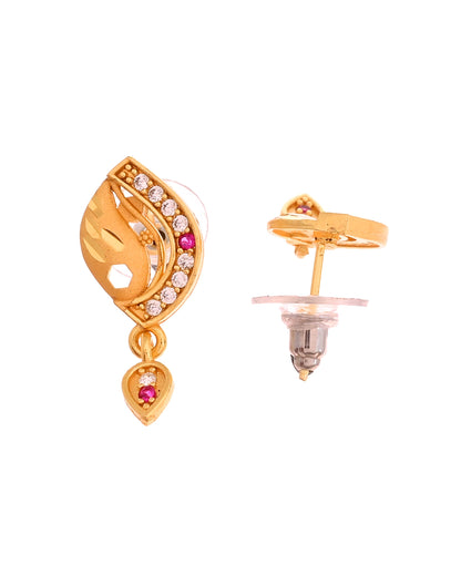 VOJ Gold Plated Simple Chain With Pendant And Earrings Set