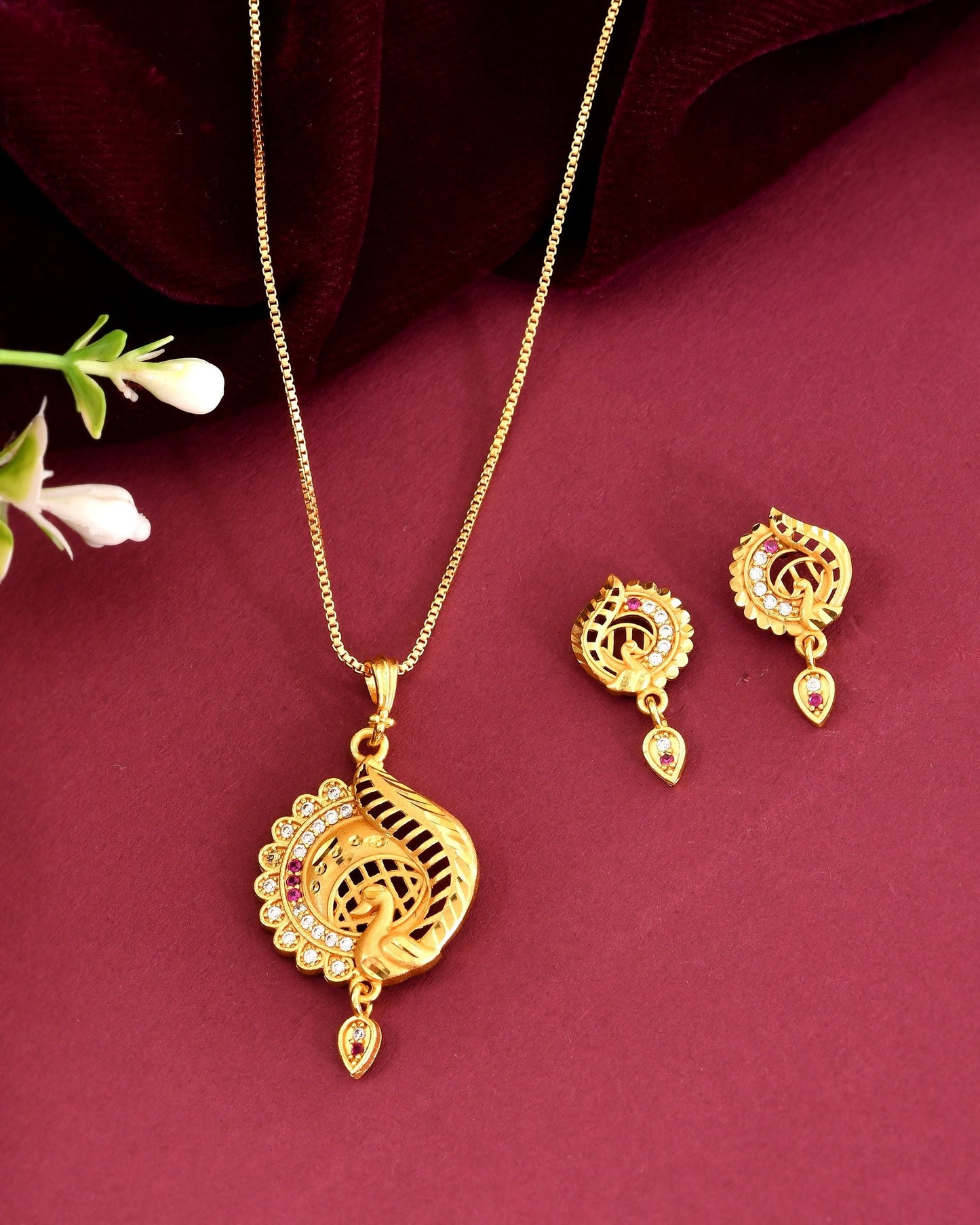 VOJ Gold Plated Elegant Design Chain Set