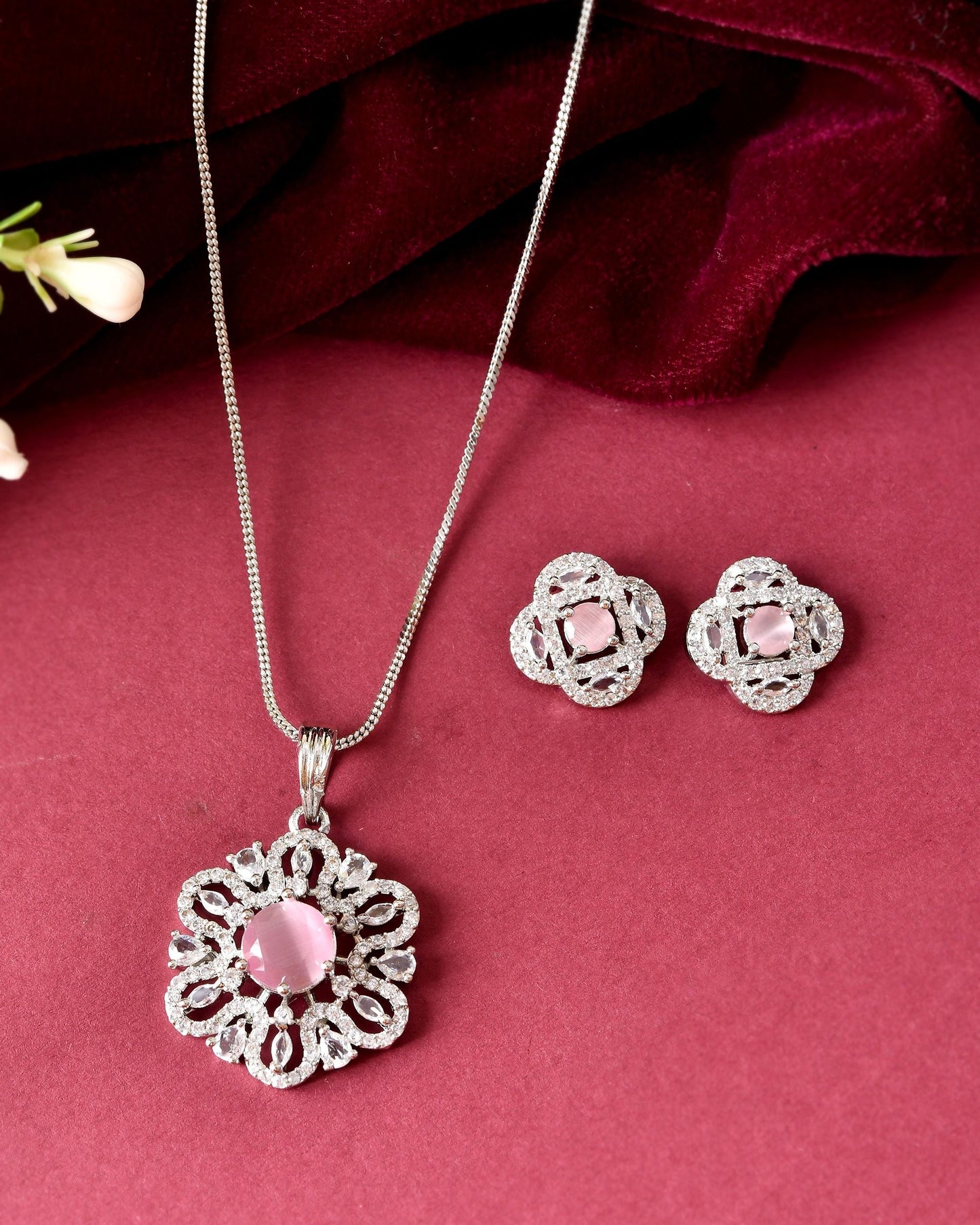 VOJ Silver Plated Floral Shaped Baby Pink Circular Ad Chain Set