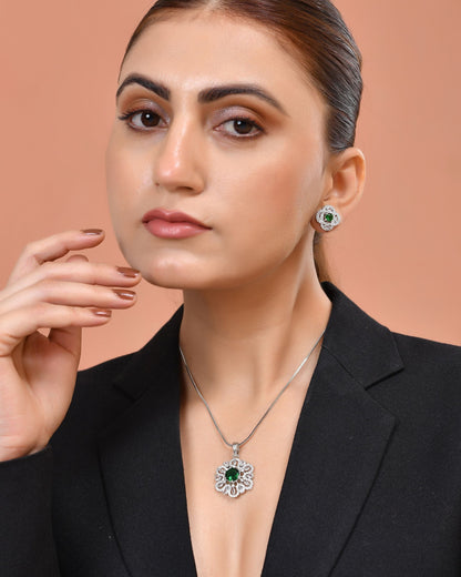 VOJ Silver Plated Floral Shaped Green Circular Ad Chain Set