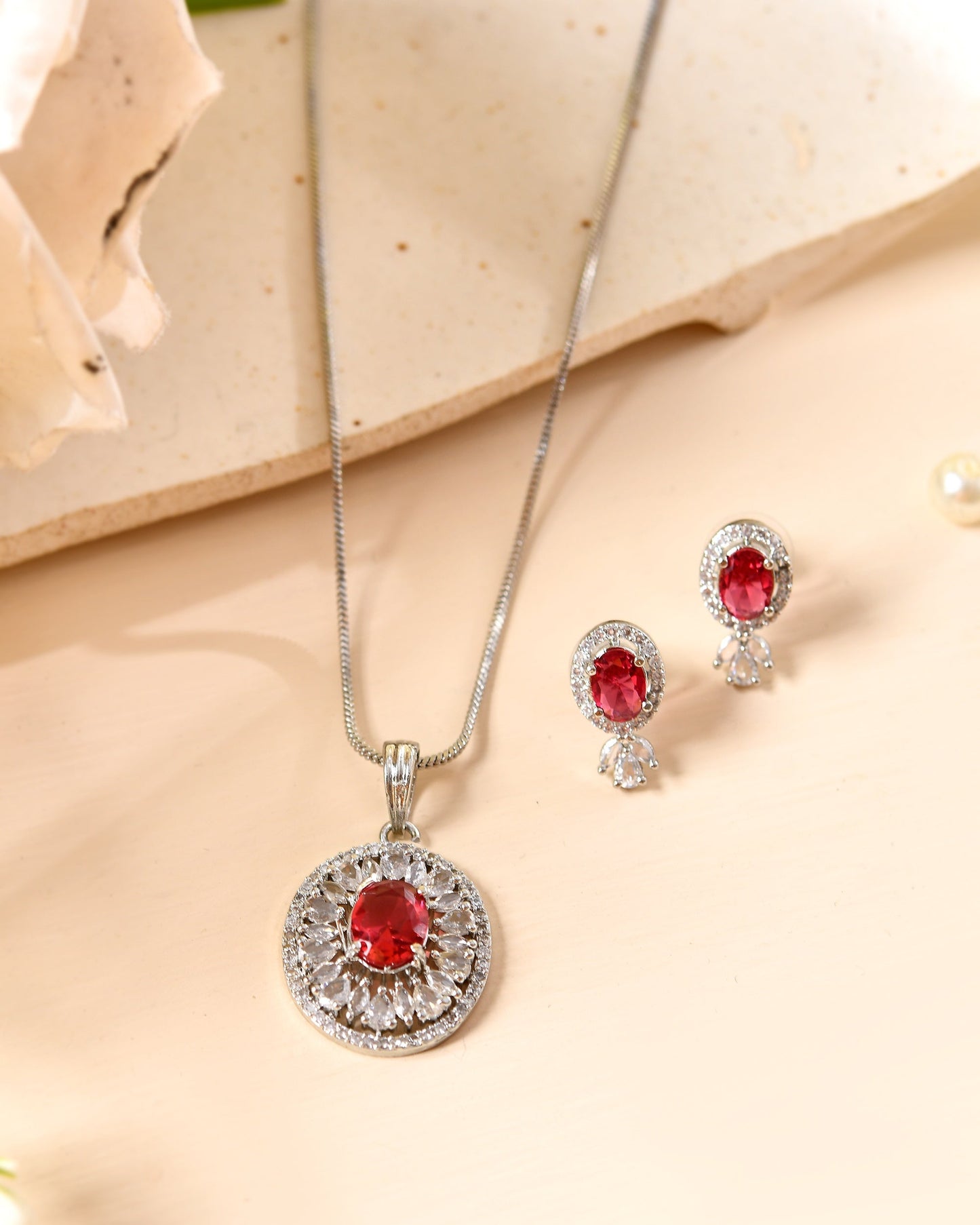 VOJ Silver Plated Oval Shaped Ruby Red Ad Chain Set