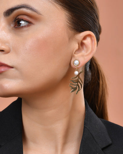 VOJ Gold Plated Leaf Designed Earrings With Pearl