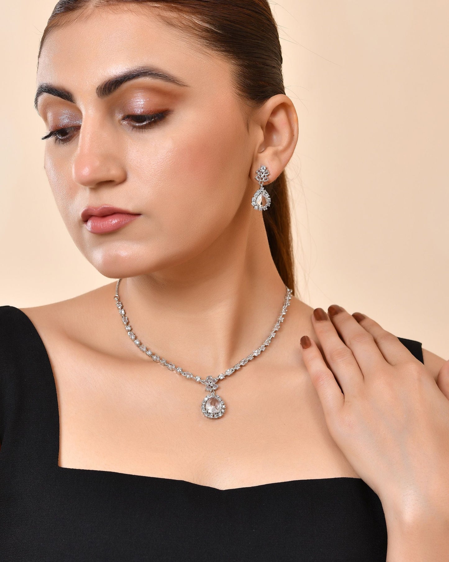 VOJ Silver Plated Drop Shaped Stone With Ad Stone Simple Jewellery Set