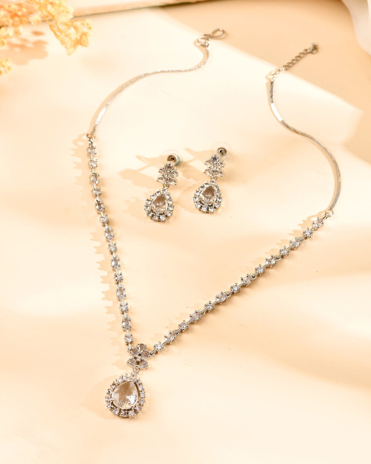 VOJ Silver Plated Drop Shaped Stone With Ad Stone Simple Jewellery Set