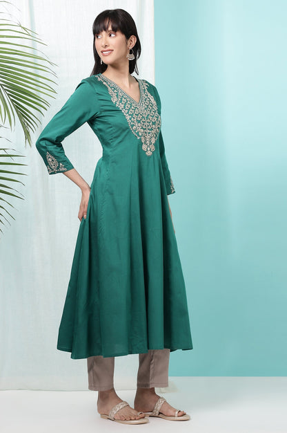 W for Woman Dark Green Embroidered Flared Festive Kurta