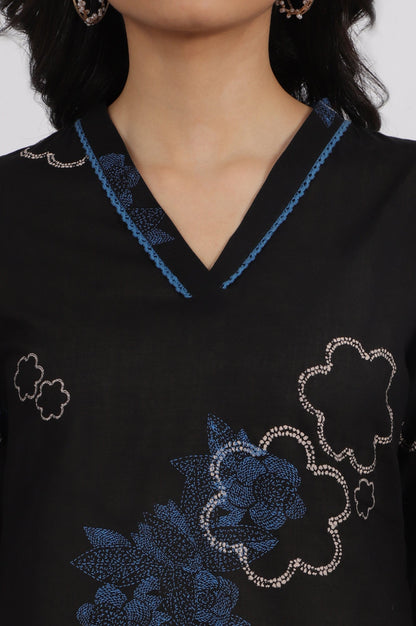 W for Woman Black Bold Floral Printed Pure Cotton Straight Kurta with Lace