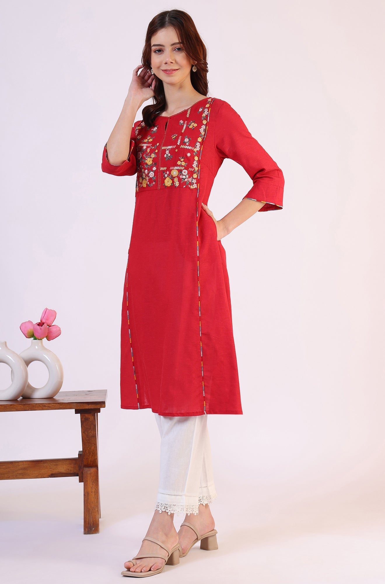 W for Woman Red Solid A-Line Rayon Kurta