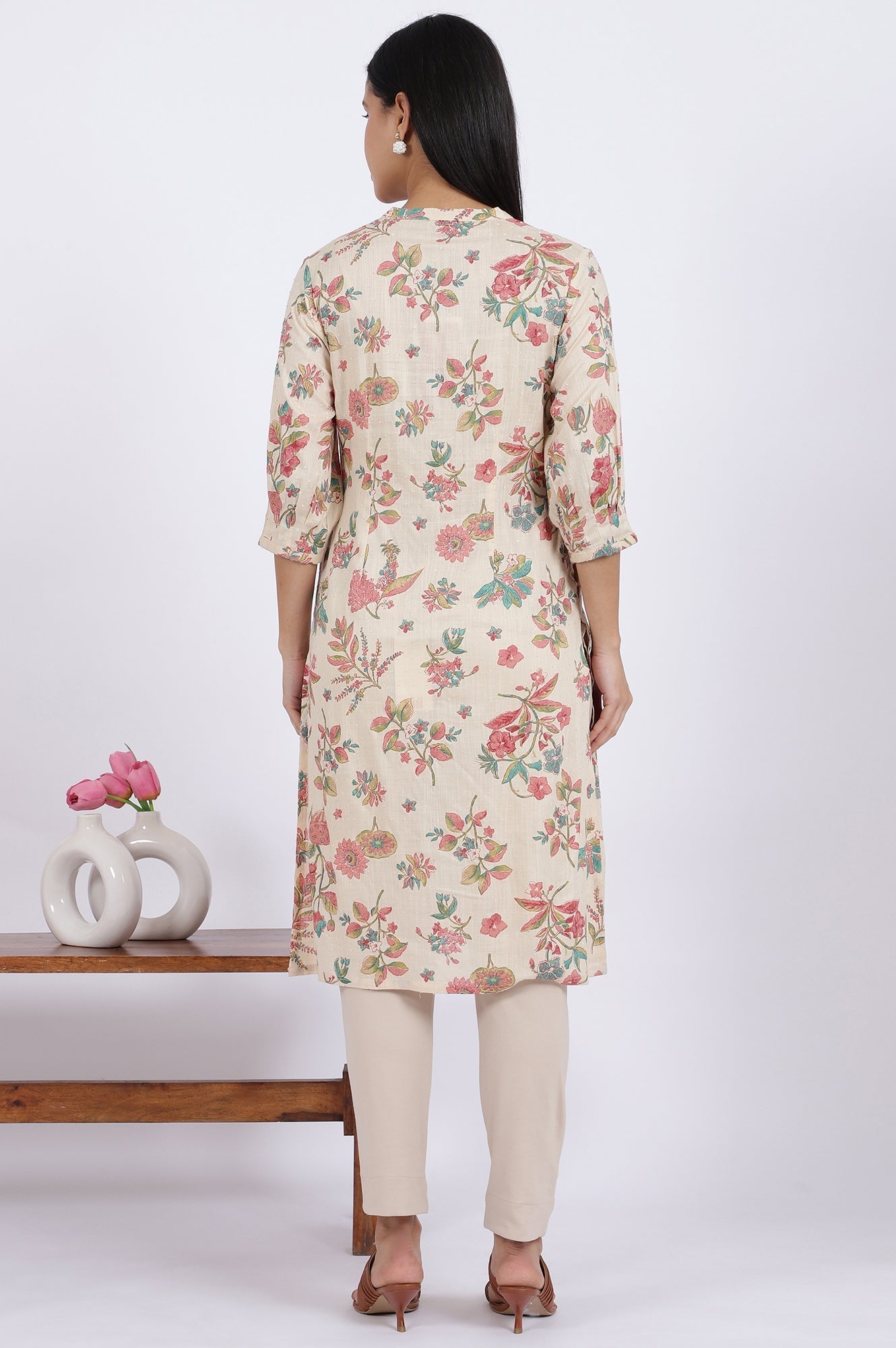 W for Woman Floral Printed Straight Viscose Kurta