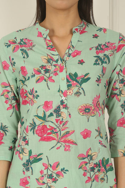 W for Woman Mint Green Floral Printed Cotton Straight Kurta