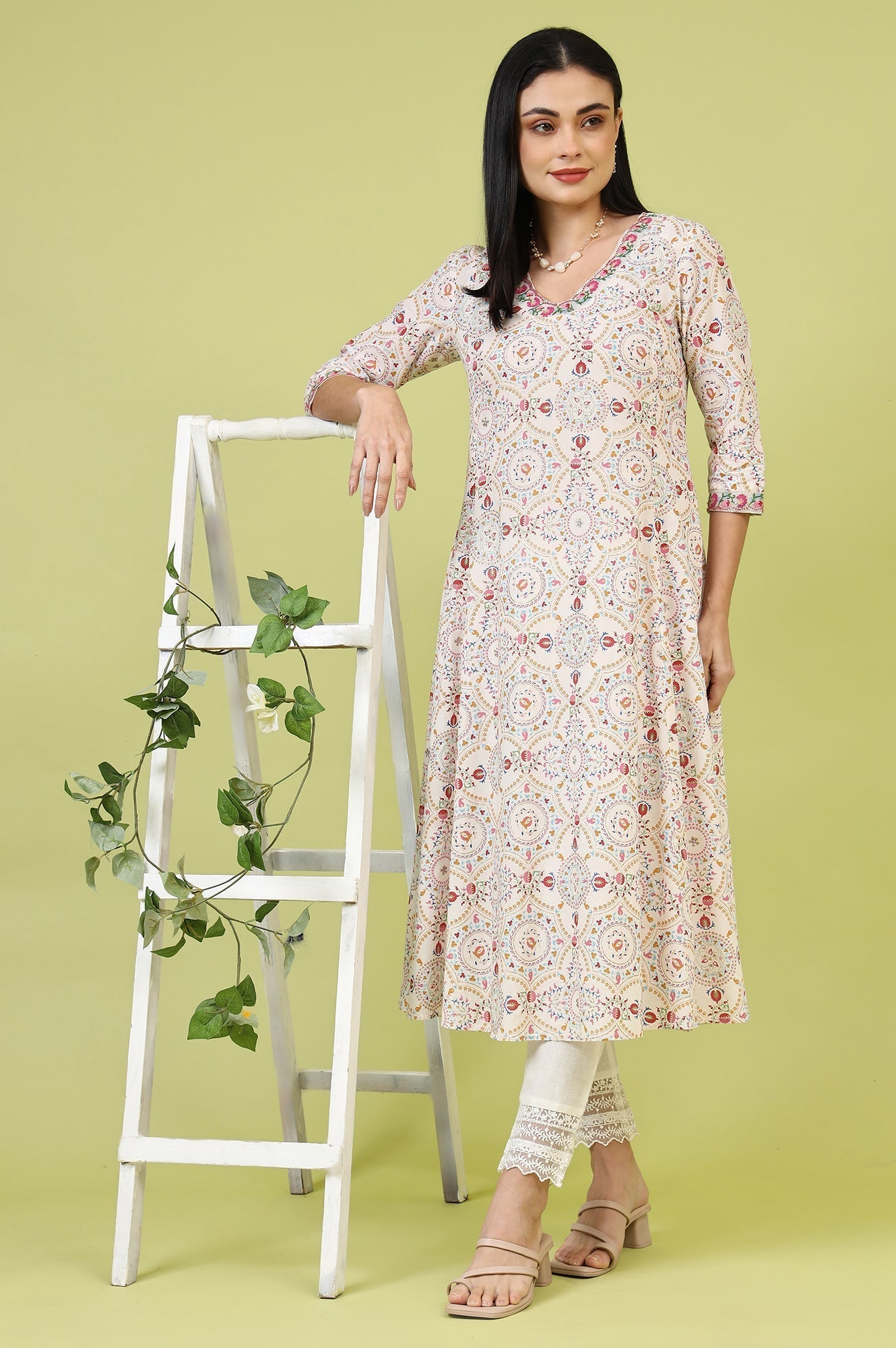 W for Woman Off-White Geometric Floral Printed Pure Cotton Flared Kurta