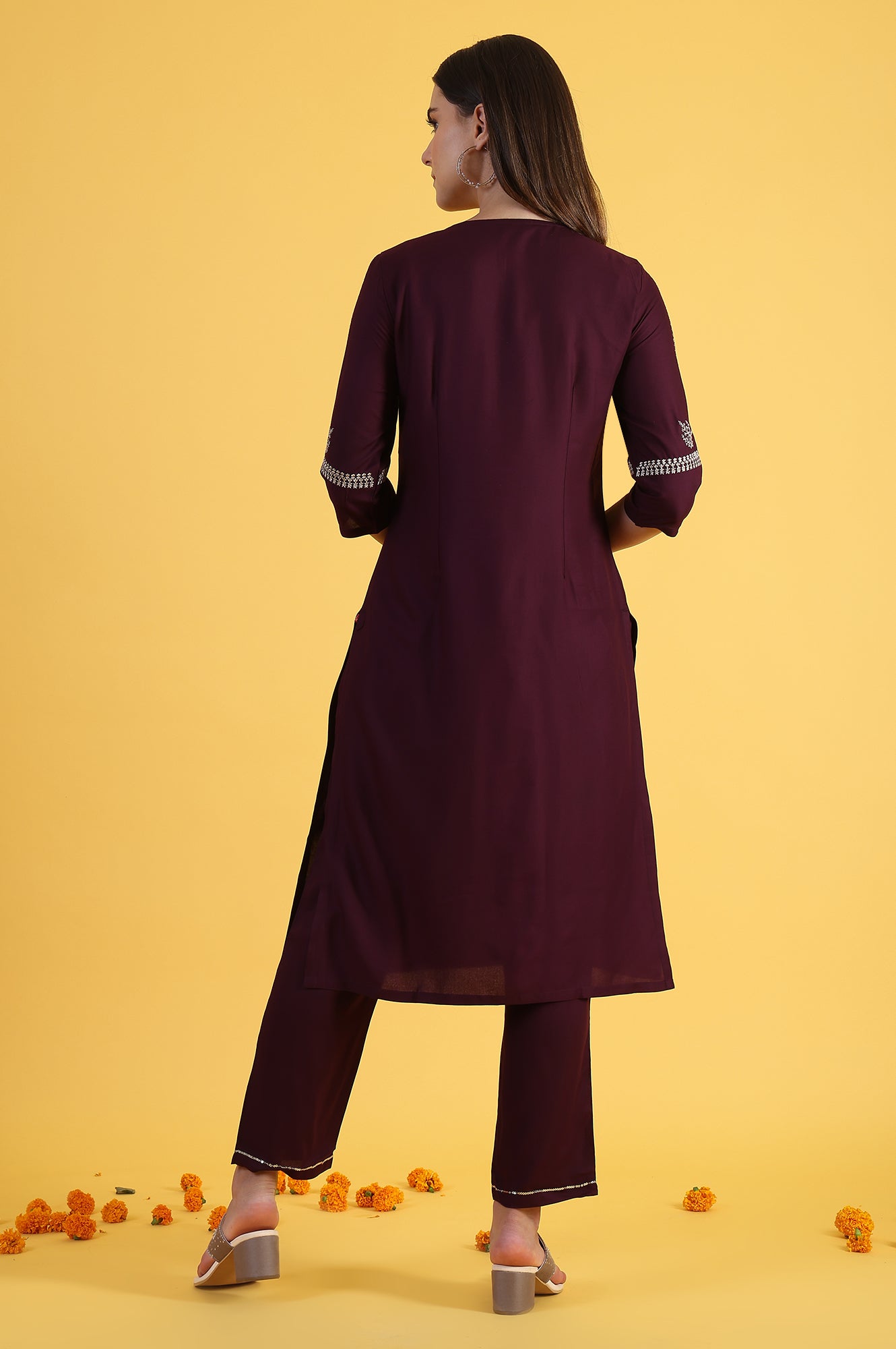W for Woman Purple Embroidered Straight Kurta in Round Neck