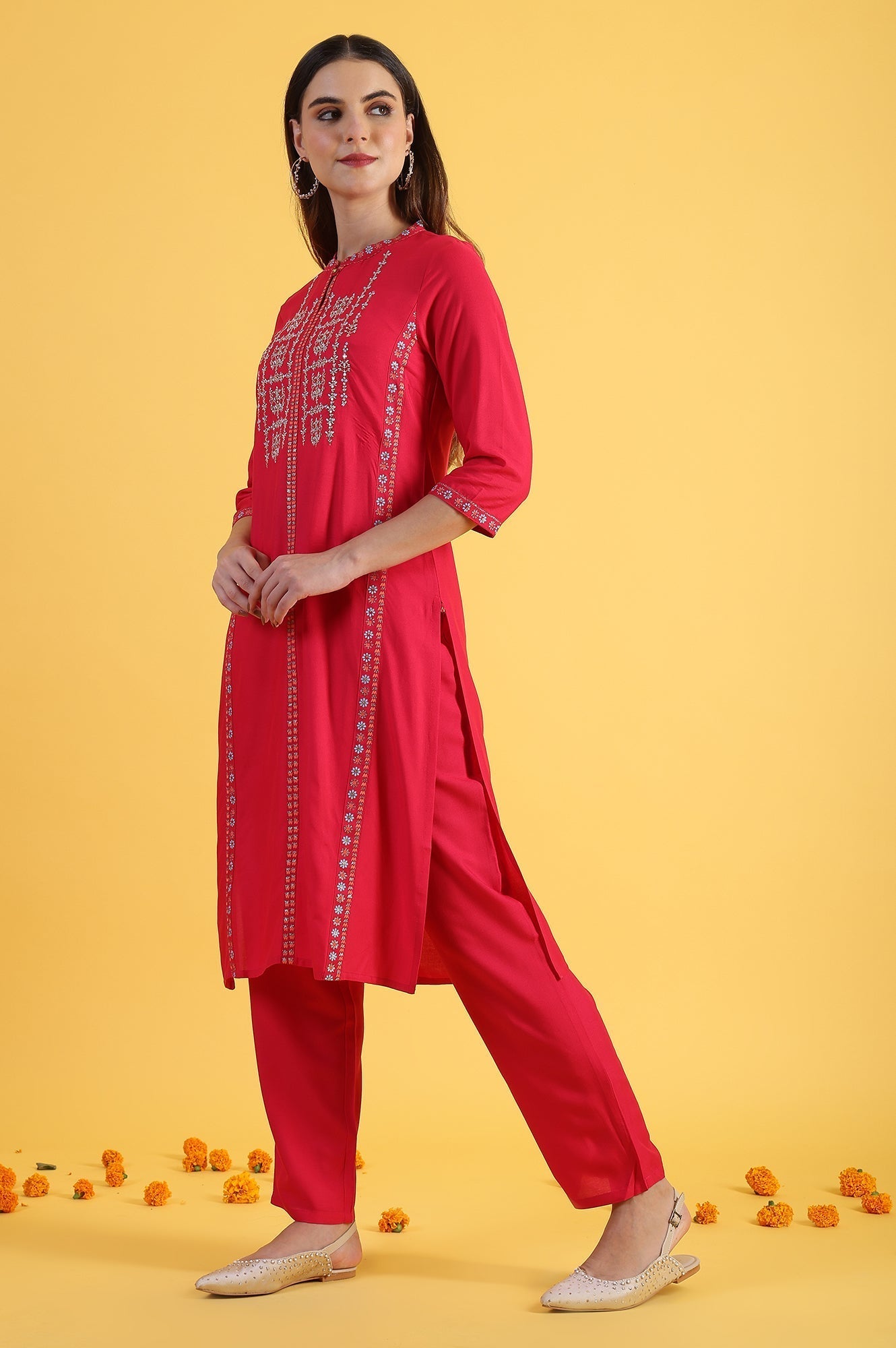 W for Woman Pink Glitter Printed Embroidered Straight Kurta
