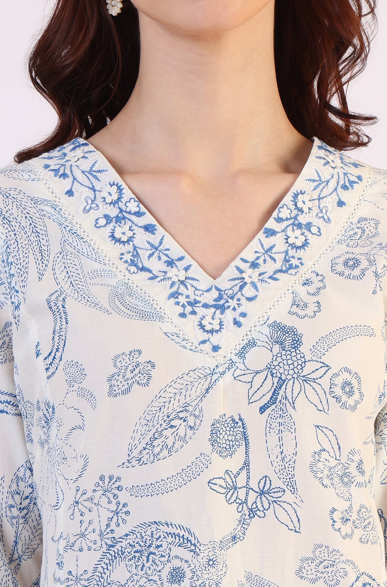 W for Woman White Floral Printed Pure Cotton A-line Kurta with Kantha Embroidery