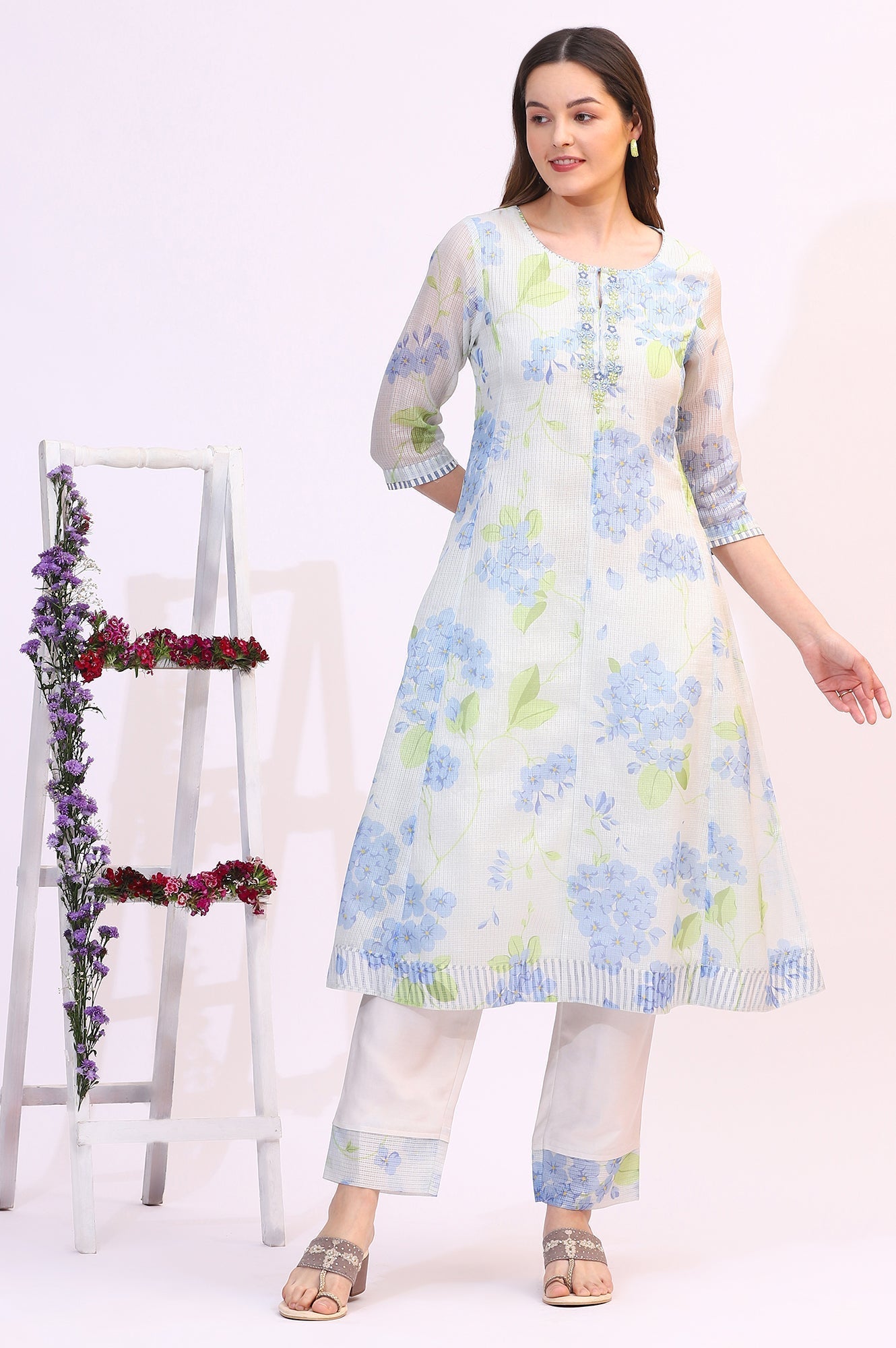 W for Woman Off-White Floral Printed Kota Flared Kurta