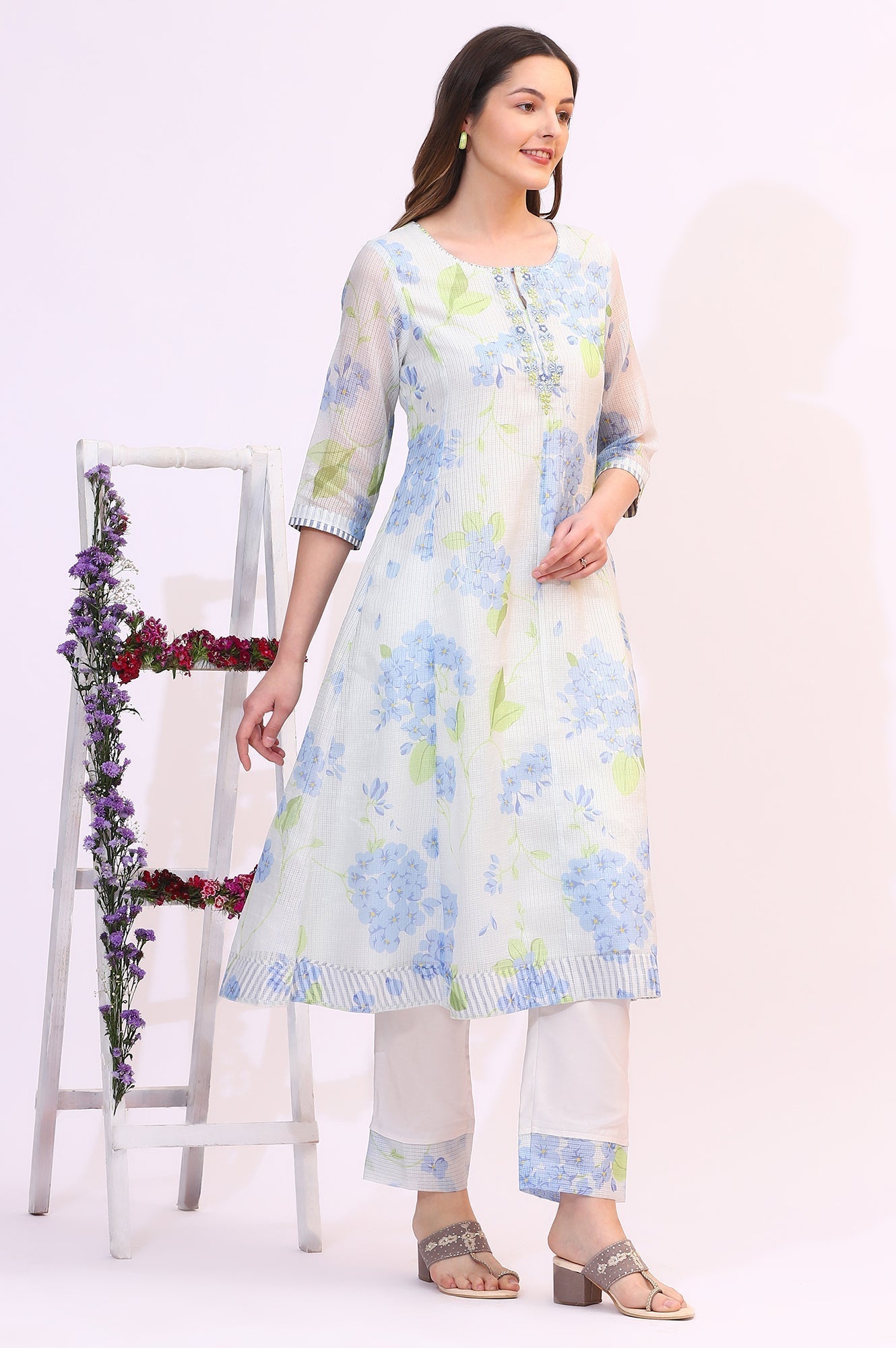 W for Woman Off-White Floral Printed Kota Flared Kurta