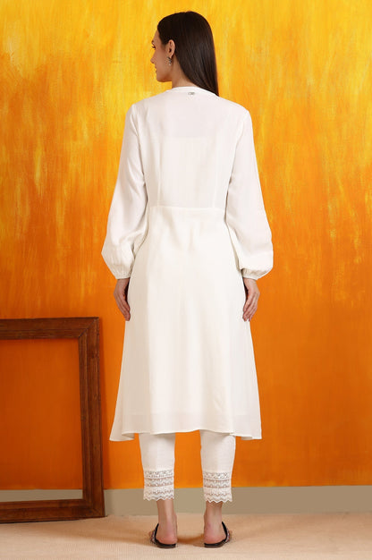 W for Woman White Solid Pleated Yoke Moss Textured Straight Kurta