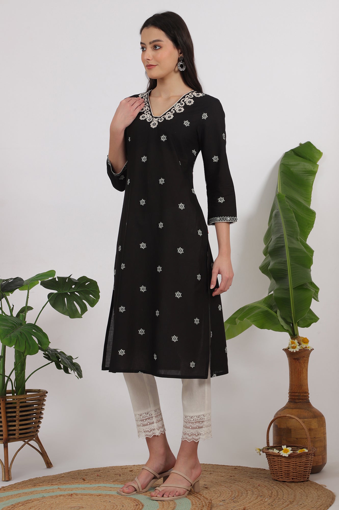 W for Woman Black Bandhani Printed Pure Cotton Straight Kurta