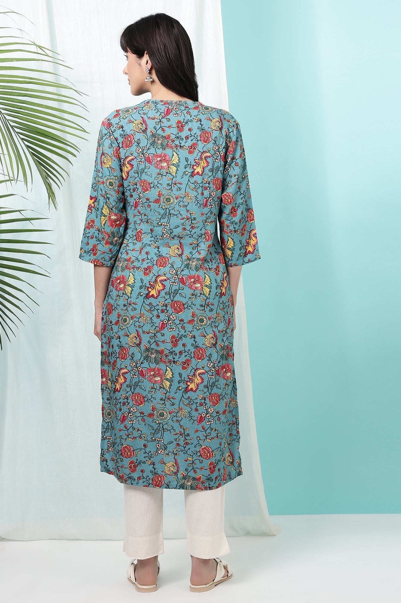 W for Woman Teal Blue Floral Printed Straight Kurta