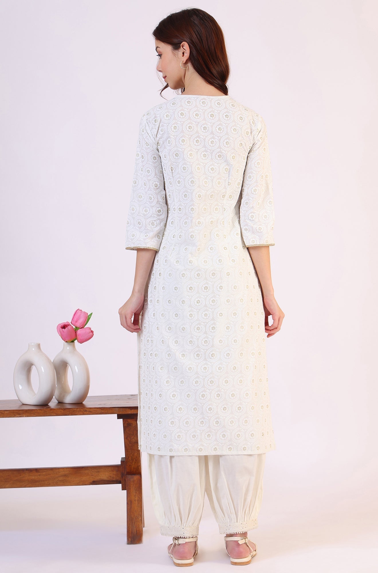 W for Woman White Geometric Printed Metallic Hardware Straight Pure Cotton Kurta